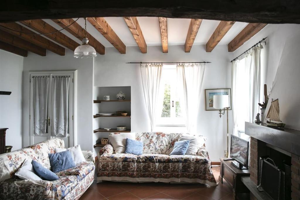 Iseolakerental - Casa Rododendro スルツァーノ エクステリア 写真