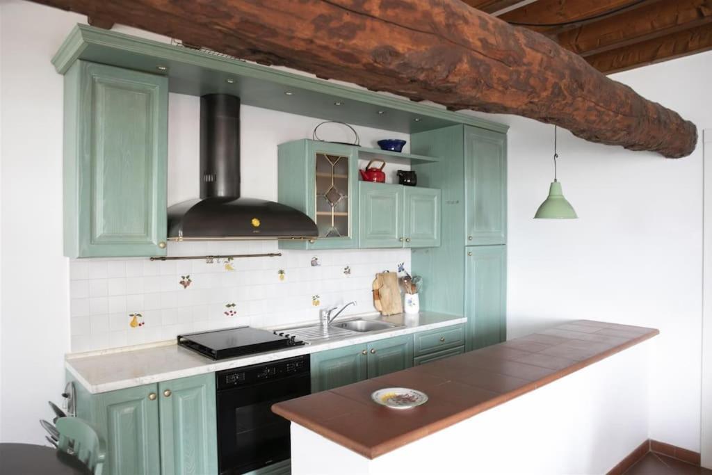 Iseolakerental - Casa Rododendro スルツァーノ エクステリア 写真